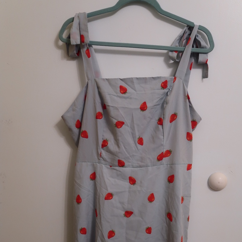 Shein Zip Back Strawberry Print Knotted Cami Dress